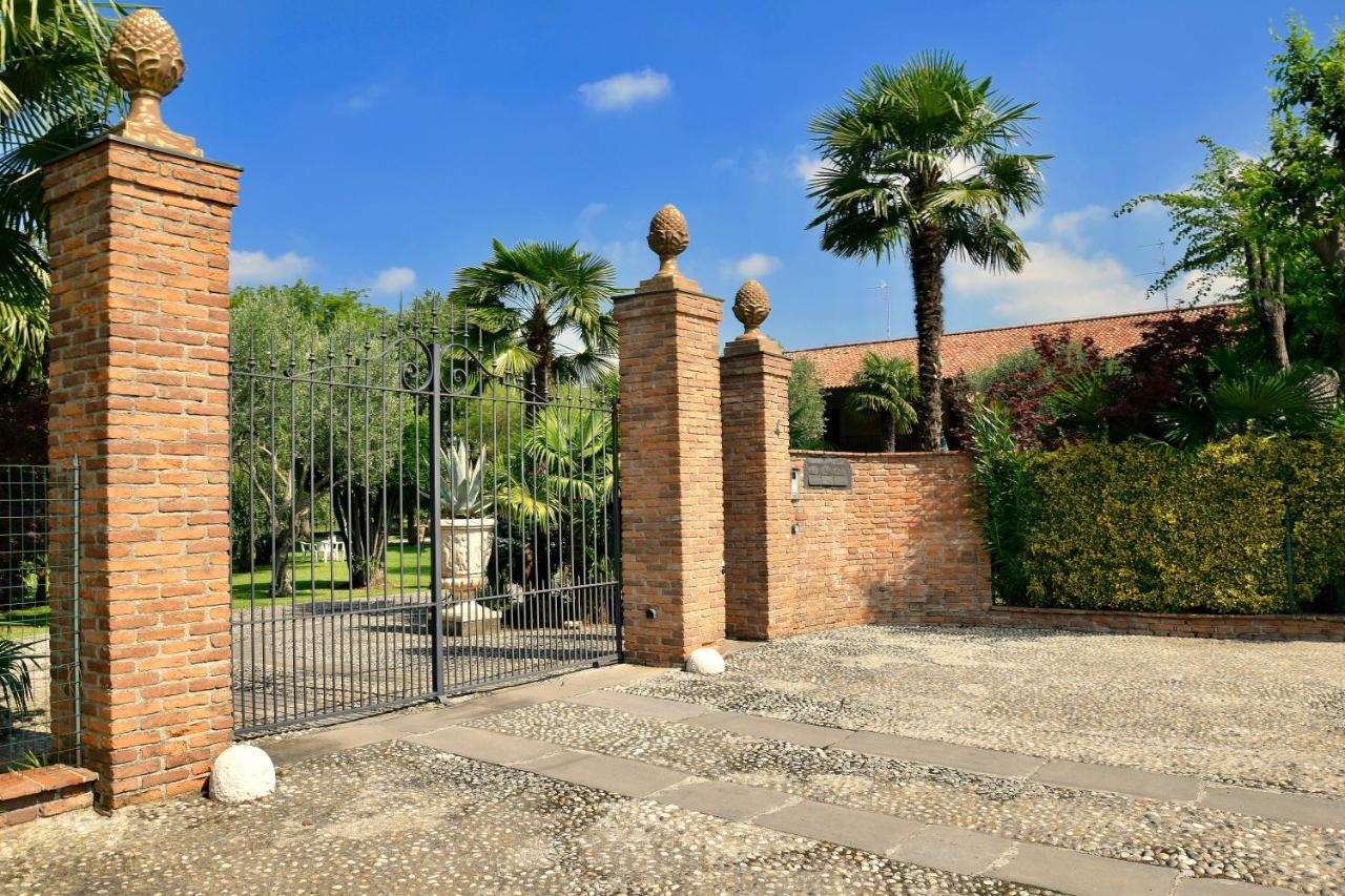 B&B Cascina In Franciacorta Cologne Exterior photo